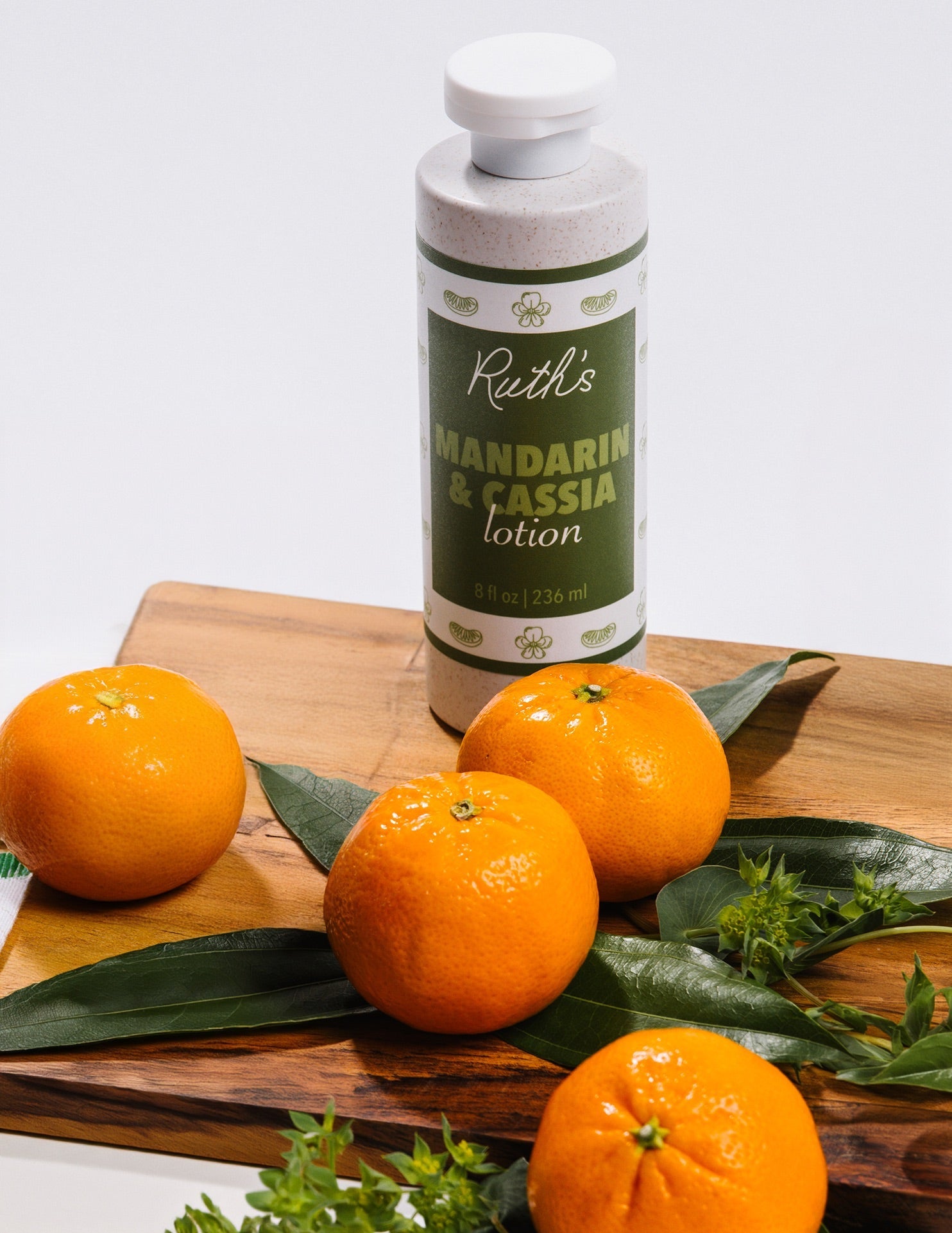 Mandarin & Cassia Lotion Lifestyle Photo