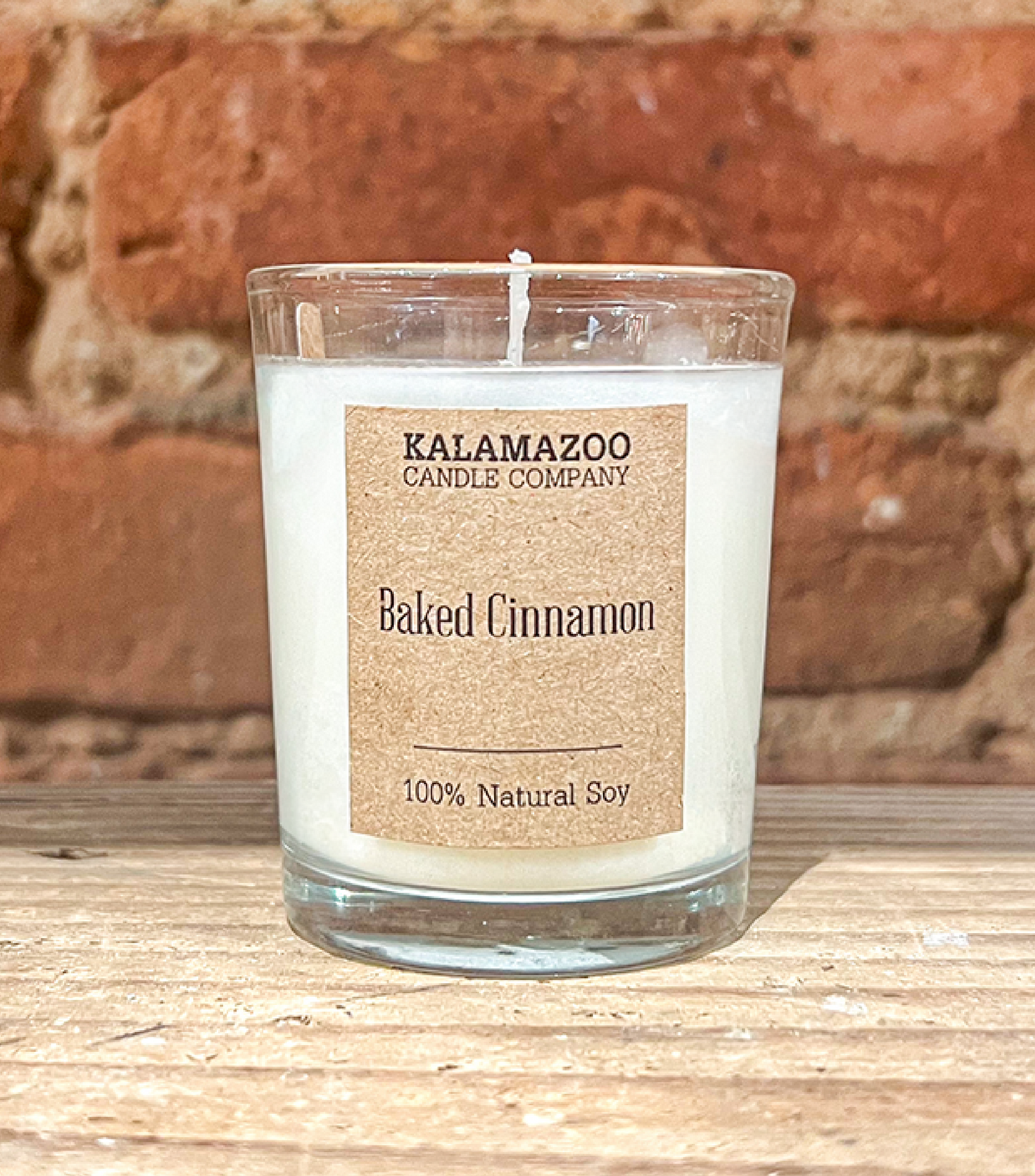 A delicious combination of warming cinnamon and brown sugar that will welcome you home and bring sweet memories to life. Made in Kalamazoo, MI USA.