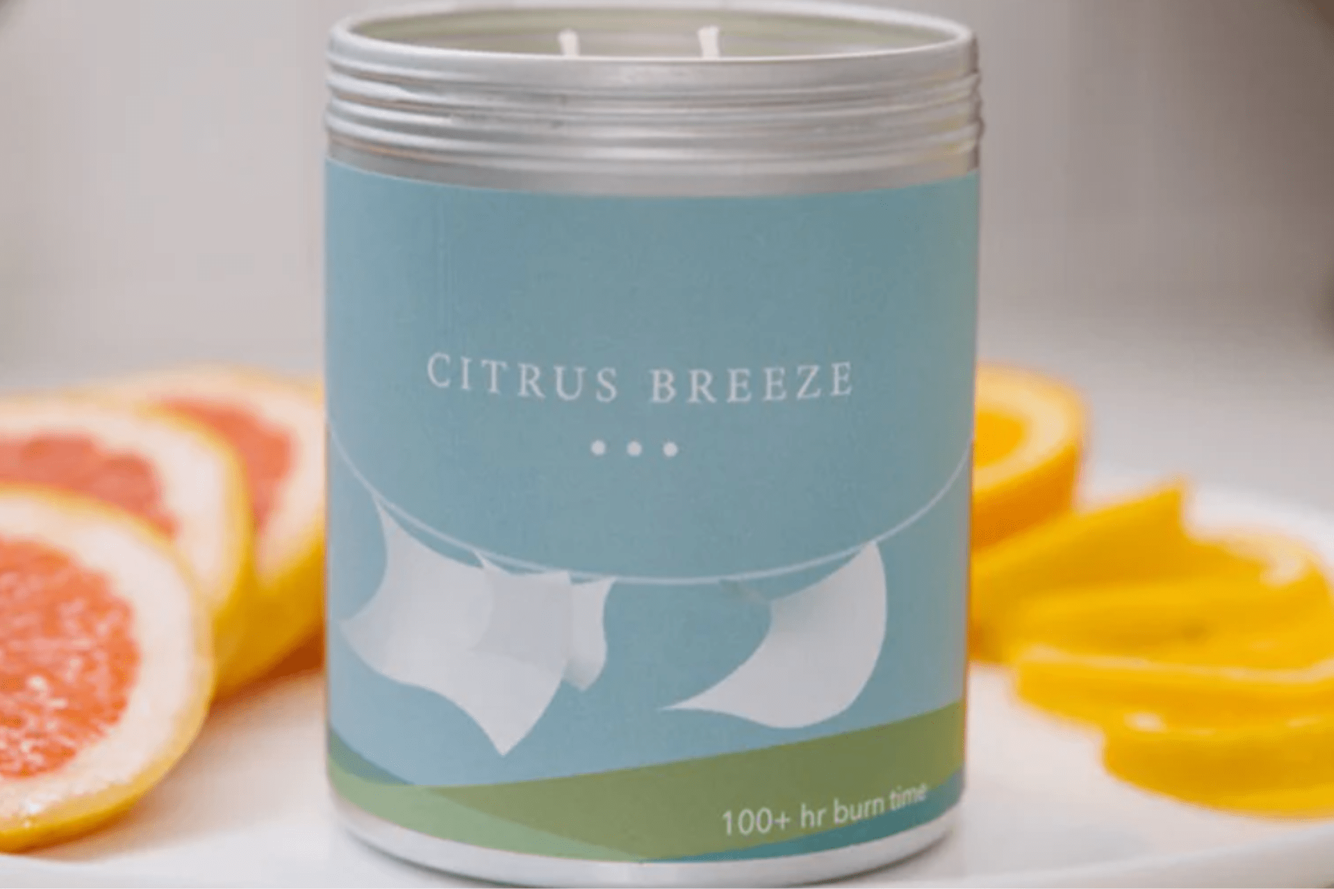 11 Best Double Wick Soy Candles (Summer Scents!)