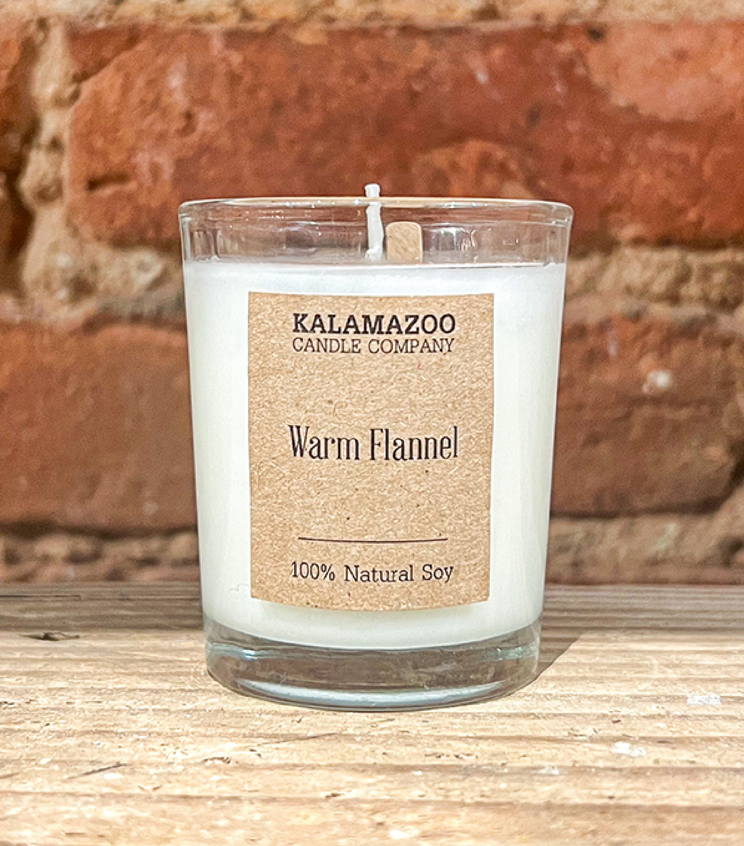 Like a big warm hug, this comfy blend of luxe cashmere, soft musk, and rich cedarwood brightened with sunny citrus, will wrap you in cozy feels. Made In the USA In Kalamazoo, MI.
